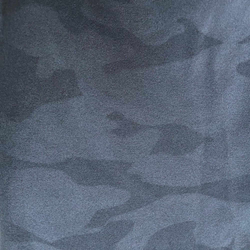Old Navy Active Powerpress Leggings, size S, camouflage print, NWT